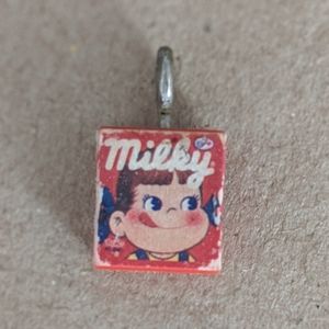 Tiny Delicate Vintage Japanese Milky Charm